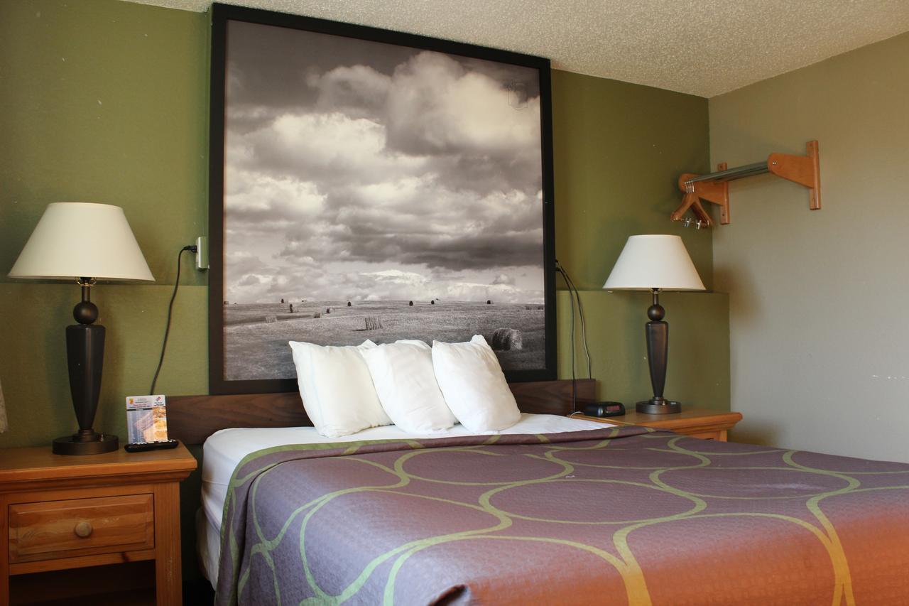 Motel Super 8 By Wyndham Kearney Extérieur photo